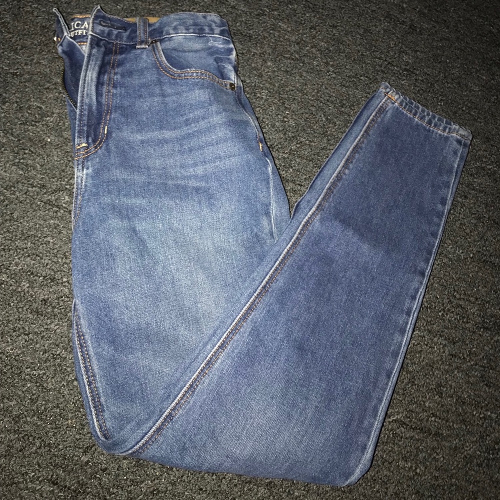 American Eagle Mom Jeans